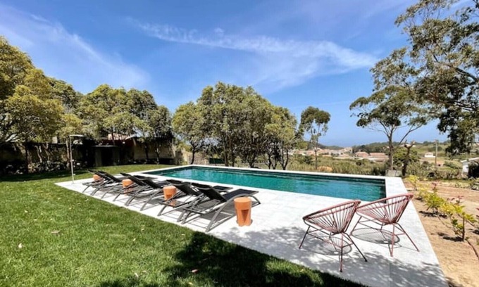 Almocageme Maison | Villa Ita - 7 bedrooms & pool - Sintra