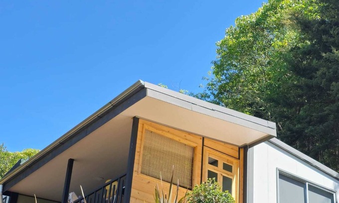 Canton Dota Maison | Villa Jade Dota, Tu refugio moderno en la naturaleza.