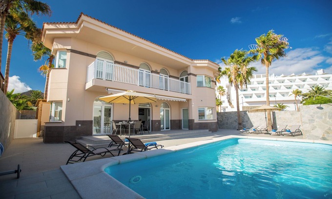 Solana del Matorral Appartement | Villa Jandia Modern New Apartment Morro Jable, Private Heated Pool, Free Parking