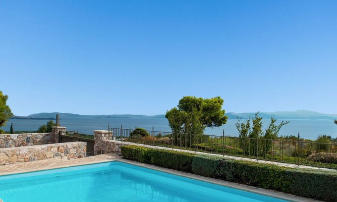 Nea Makri Villa | Villa exceptionnelle, vue imprenable sur la mer et détente !!!
