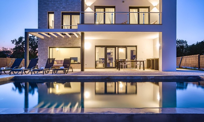 Krnica Villa | Villa Kalu With Private Pool