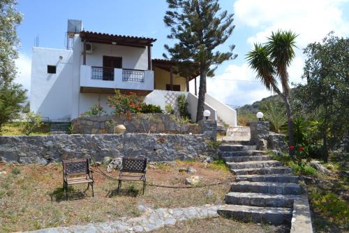 Milatos Villa | Villa Karmilos - A family Villa near the cretan sea and the mountains