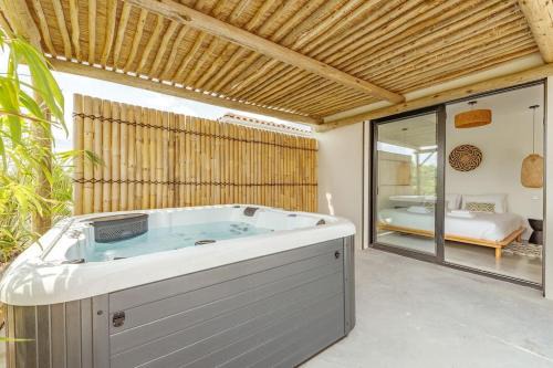 Tizac-de-Curton Maison | VILLA KASBAR avec spa privé 4 étoiles