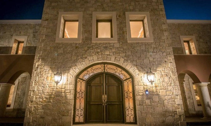 Ferma Villa | Villa de luxe en bord de mer Kastello Kalliste