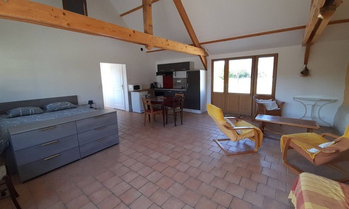 La Puye Maison | Villa La Puye, studio flat, 2 persons
