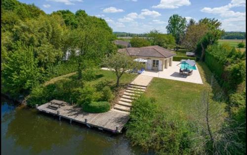 Le Temple-sur-Lot Maison | Villa la Rive, River Villa