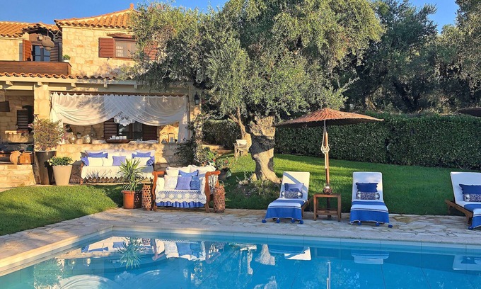 Lithakia Villa | Villa Lalla with private pool 5 min from the Gulf of Turtles