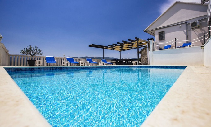 Donji Prolozac Villa | Villa Leko Imotski for 22 people with pool and hot tub close to Makarska, Split