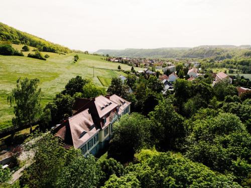 Dornburg-Camburg Appartement | Villa Levin 65qm 4 Personen mit Pool WLAN und Parken