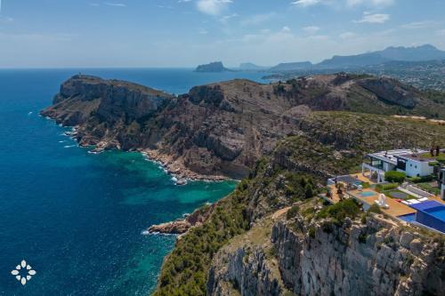 Cumbre del Sol Villa | Villa Llebeig by Abahana Luxe
