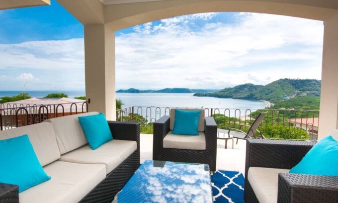 Playa Hermosa Copropriété | Villa Lorenzo Family Villa with Spectacular Views from Penthouse