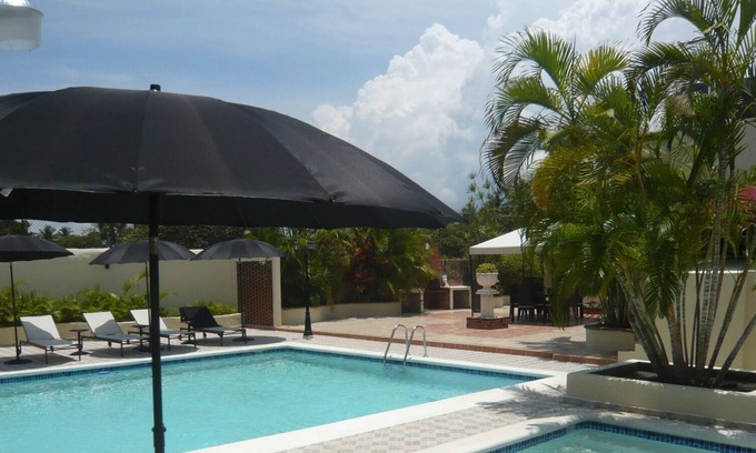 Bocacanasta Villa | Villa Los Almendros - 2 piscines privées, court de tennis privé et aire de jeux