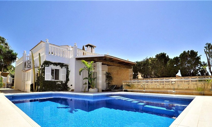 Cap de Regana Villa | LOS MORENOS- Villa à Bahía Grande 6 personnes, 3 chambres à coucher. Piscine privée, télévision par satellite. - 68719- - WiFi gratuit