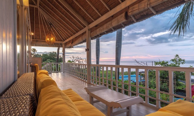 Dencarik Villa | BEACH FRONT villa privée à Seririt