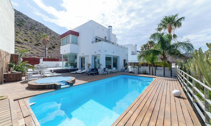 San Jose Villa | Villa "Lux" avec vue sur la mer, Wi-Fi et climatisation