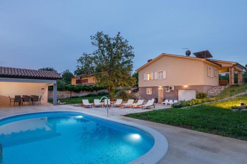 Marceljani Maison | Villa Maja, an ideal Summer hideaway for Families and Friends