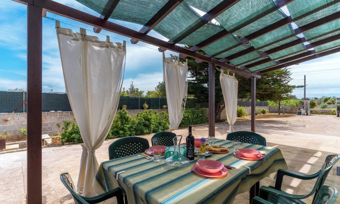 Tricase Villa | Villa 'Mary Rose' avec terrasse privée, jardin privé et climatisation