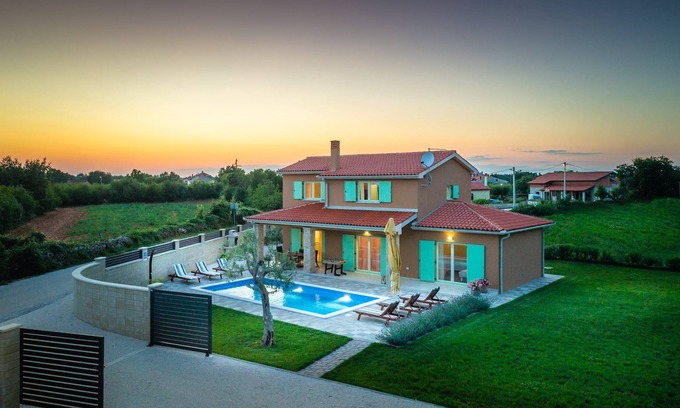 Orbanici Villa | NOUVEAU Villa Matea avec piscine privée