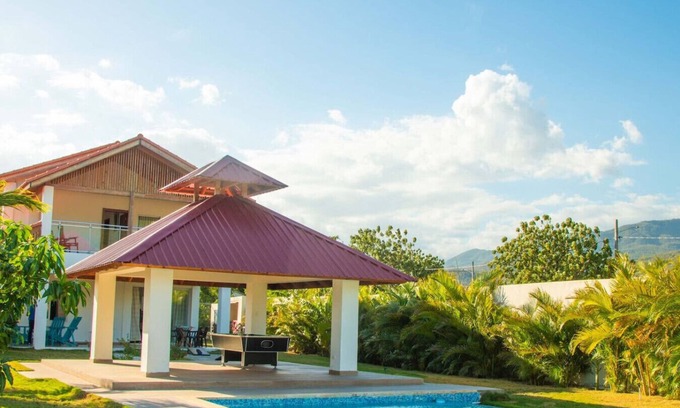 Las Charcas Appartement | Private Villa with Pool & Views Near Ocoa Bay