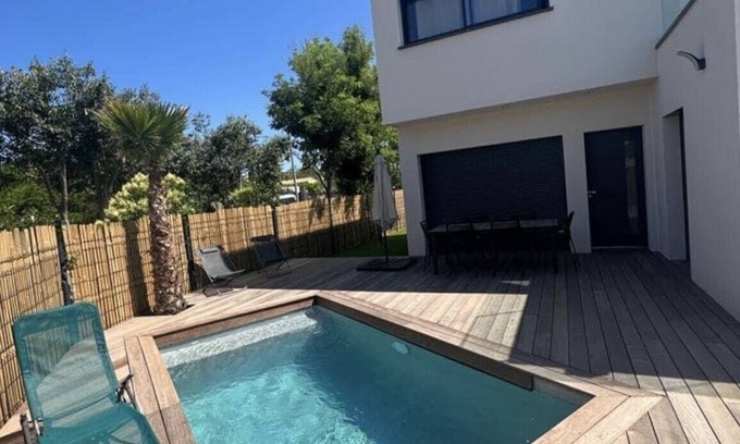 Villetelle Villa | Villa Moderne à 20 minutes de la plage