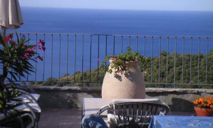 San Giacomo Villa | Villa Montefontane - "Camelia Apartment" - près de Bordighera