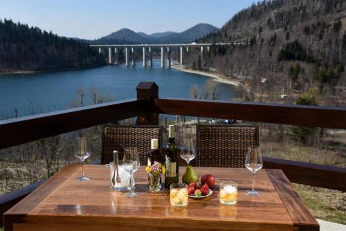 Fuzine Appartement | Villa MOYA