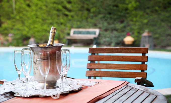 Lagonissi Villa | Villa Mythos can accommodate 12 people