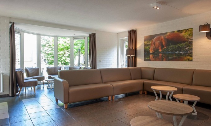 Municipality of Oosterhout Maison | Maison de vacances restylée avec 5 salles de bains près de la Vrachelse Heide.