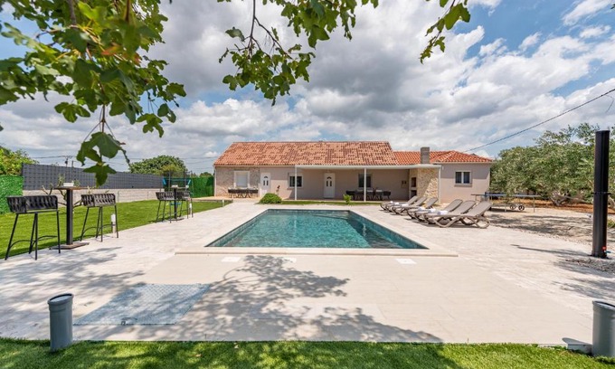 Debeljak Villa | Villa New Life Zadar