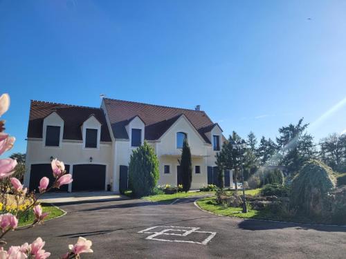 Petit Moisenay Maison | Villa NICAISE