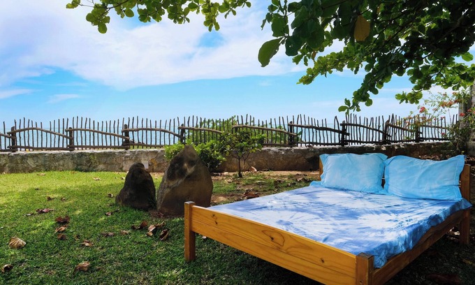 Papeto'ai Villa | Villa Océane by ENJOY VILLAS MOOREA - 8 pax / 4 bedrooms / A.C. front sea