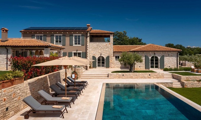 Vabriga Villa | Villa Olive View – Votre refuge exclusif