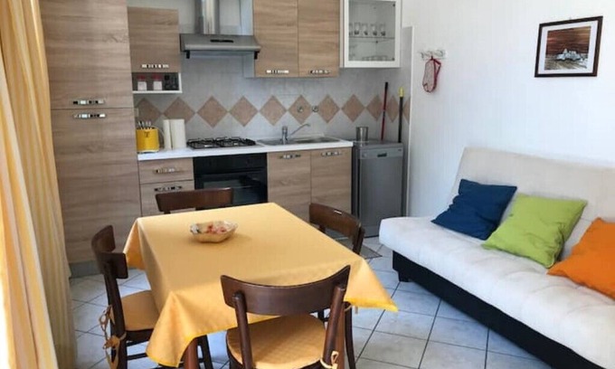 Nebbiuno Appartement | Villa Ombrosa, comfortable apartment on the ground floor