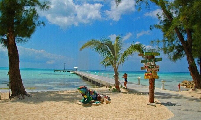 Rum Point Maison | Sandbar Beach Island House, à quelques pas de Rum Point, kayaks gratuits, vélos, WIFI