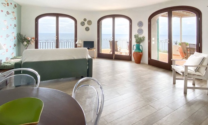 Faro Maison | Villa sur la côte offre une vue imprenable sur la mer et une grande tranquillité