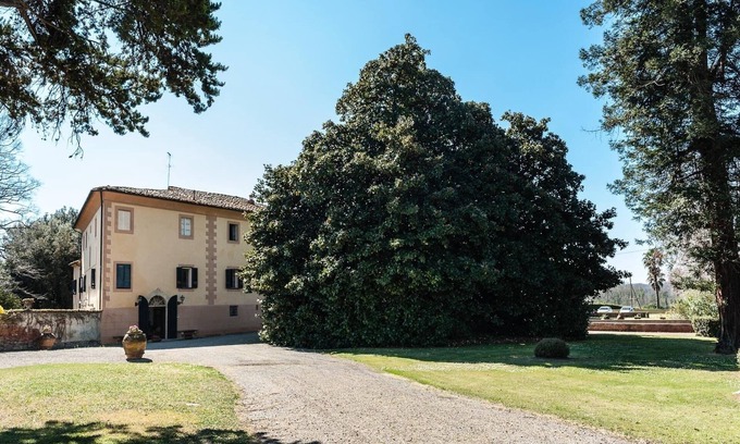 Tripalle Villa | Villa Ott - Huit Chambres Villa, Couchages 15