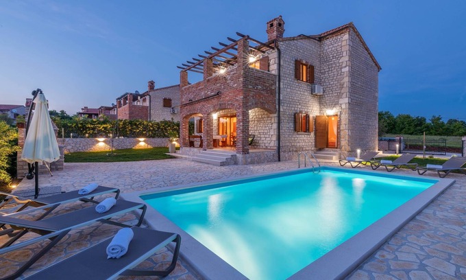 Butkovici Maison | Villa Paradis 6 - villa familiale avec piscine