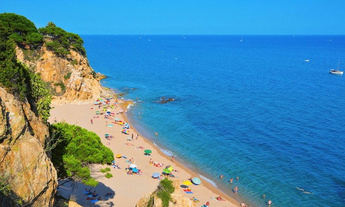 Calella Villa | Villa Paradise