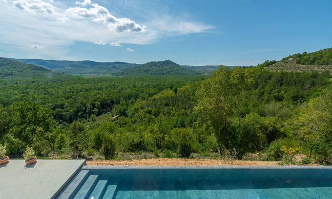 Golubici Villa | Villa Paradise Found with Pool