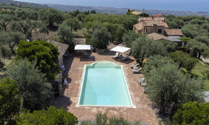 Collesano Villa | Villa Passulunara 14 by Massimo Villas