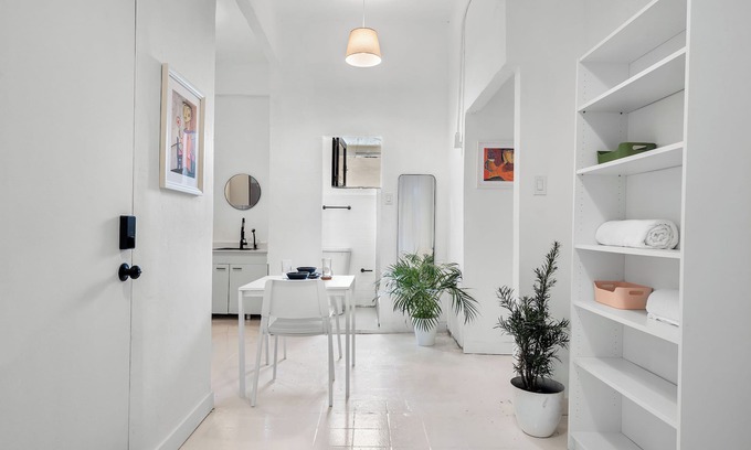 Hipodromo Appartement | Villa Paz Tu Pausa Minimalista en Medio de Todo.