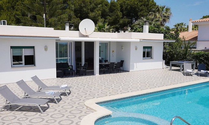 Coves Noves Villa | Villa Pepe - 4 berdroom - Free AC&WiFi