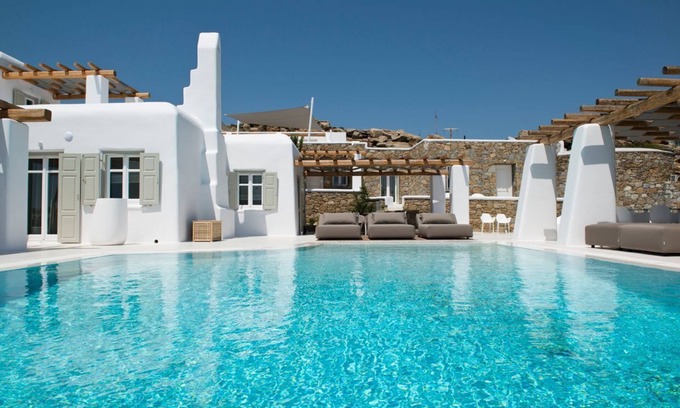 Tourlos Villa | Villa Peridot - Huit Chambres Villa, Couchages 16