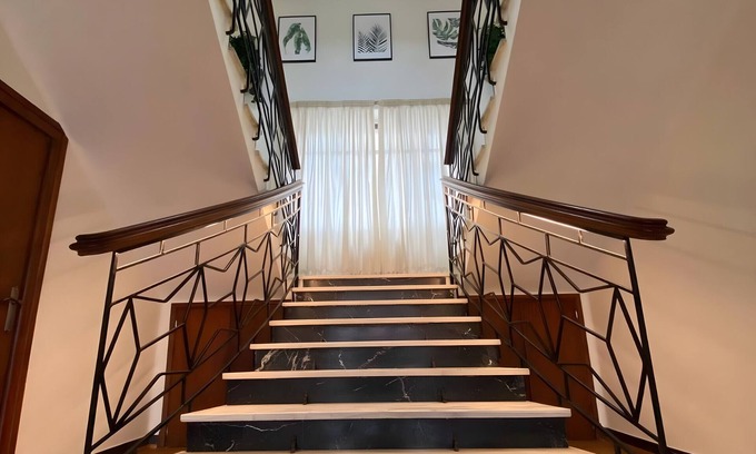 Elizondo Villa | Villa 'Perla Etxea' avec vue sur les montagnes, terrasse privée et Wi-Fi