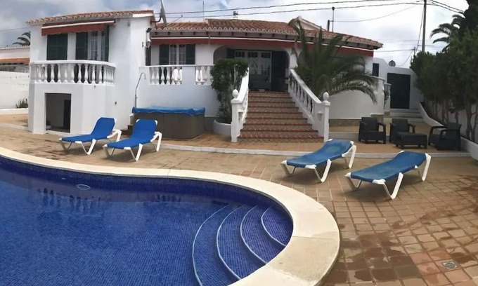 Cala en Porter Maison | Villa privée de 4 chambres avec piscine et bain à remous. WIFI