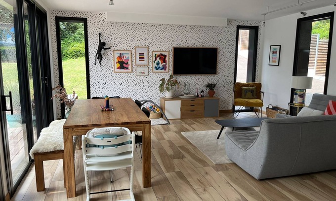 Chaponost Maison | VILLA piscine à proximité de Lyon