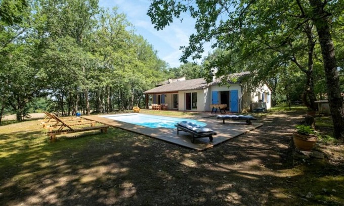 Paulhac Villa | Villa piscine 8/10 p. dans les bois,25min Toulouse