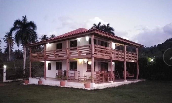 El Centro Villa | Villa, terrain privé, retraite paisible, proche mais encore isolée