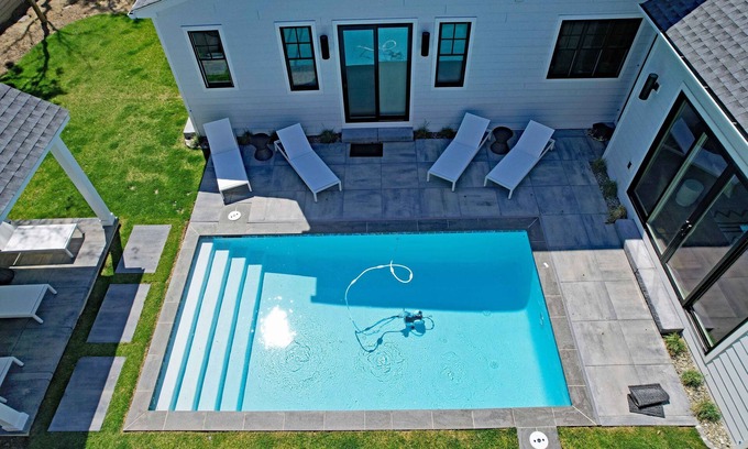 South Rehoboth Maison | Villa Rehoboth -- 5 master suites, salt-water pool, cinema. In-town location.