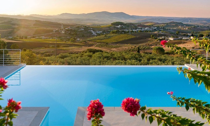 Buseto Palizzolo Villa | vacances location villa Italie, Sicile, Trapani, piscine, air conditionné, vue, villa à louer à louer à long court terme